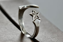 Load image into Gallery viewer, Sterling Silver Star &amp; Moon open Band Ring Size 6.5
