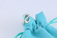 Load image into Gallery viewer, Tiffany &amp; Co. Elsa Peretti Silver Infinity Wave Ring
