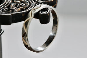 Vintage Sterling Silver ZigZag Narrow Band Ring Size 9