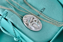 Load image into Gallery viewer, Tiffany &amp; Co. Elsa Peretti Silver Large Leo Zodiac Pendant 24&quot; Necklace
