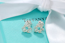Load image into Gallery viewer, Tiffany &amp; Co. Paloma Picasso Silver Venezia Goldoni Triplo Heart Earrings
