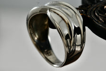 Load image into Gallery viewer, Sterling Silver Criss Cross Wrap Wide band Ring Size 7
