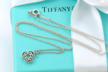 Load image into Gallery viewer, Tiffany &amp; Co. Paloma Picasso Silver Small Venezia Goldoni Triplo Necklace
