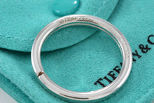 Load image into Gallery viewer, Tiffany &amp; Co. Paloma Picasso Silver Circle Key Ring Keychain
