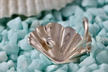 Load image into Gallery viewer, Tiffany &amp; Co. Silver Vintage 1981 Seashell Clip-On Earring *SINGLE*
