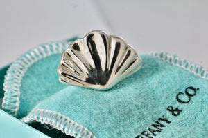 Tiffany & Co. Silver Vintage 1981 Seashell Clip-On Earring *SINGLE*