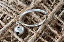 Load image into Gallery viewer, Tiffany &amp; Co. Paloma Picasso Silver Dangle Bell Ball Ring Size 9
