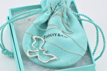 Load image into Gallery viewer, Tiffany &amp; Co. Paloma Picasso Silver Dove Extra Large Necklace
